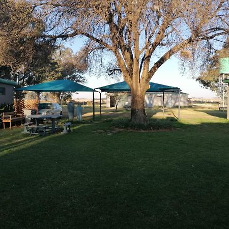 Biekiesvlei Hotel Lichtenburg Exterior photo